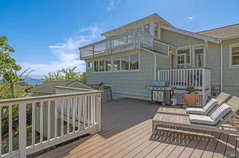 $3,680,000 | 40 Laurel Avenue, Stinson Beach, CA 94970