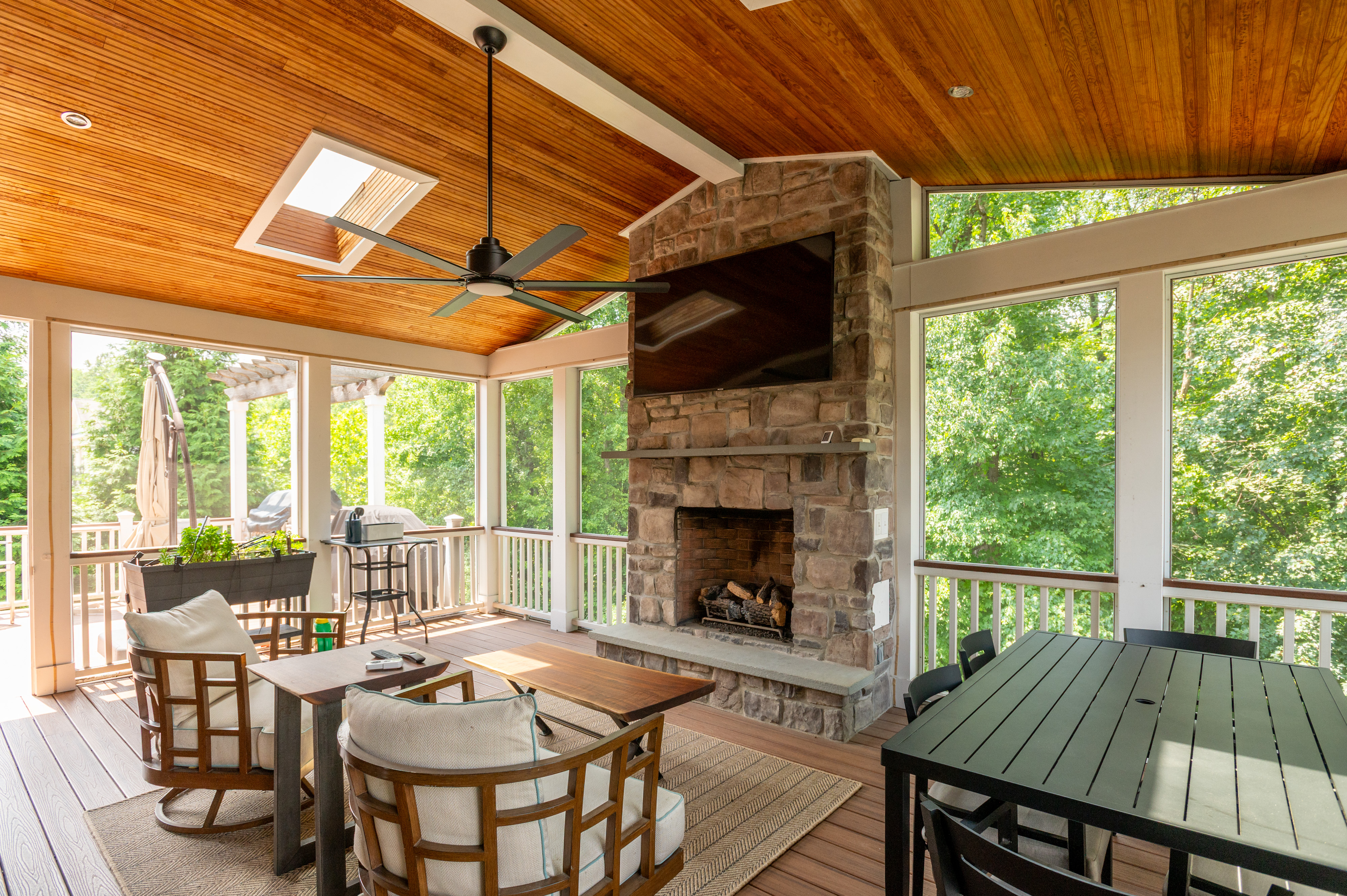 1302 Scotts Run Road McLean, VA 22102 - Photo 12 of 17 Gallery Image 12