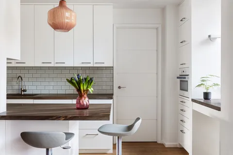 $5,650,000 | 37 West 12th Street, Unit 7J | Greenwich Village