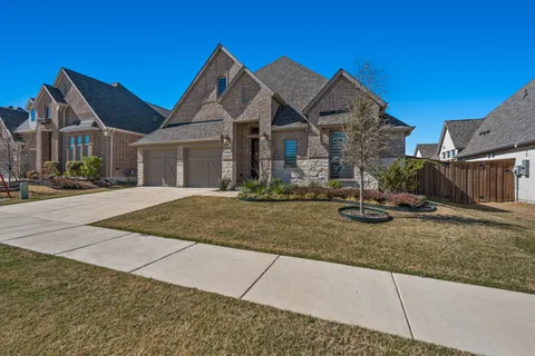 $535,000 | 5716 Turner May Drive, Fort Worth, TX 76126