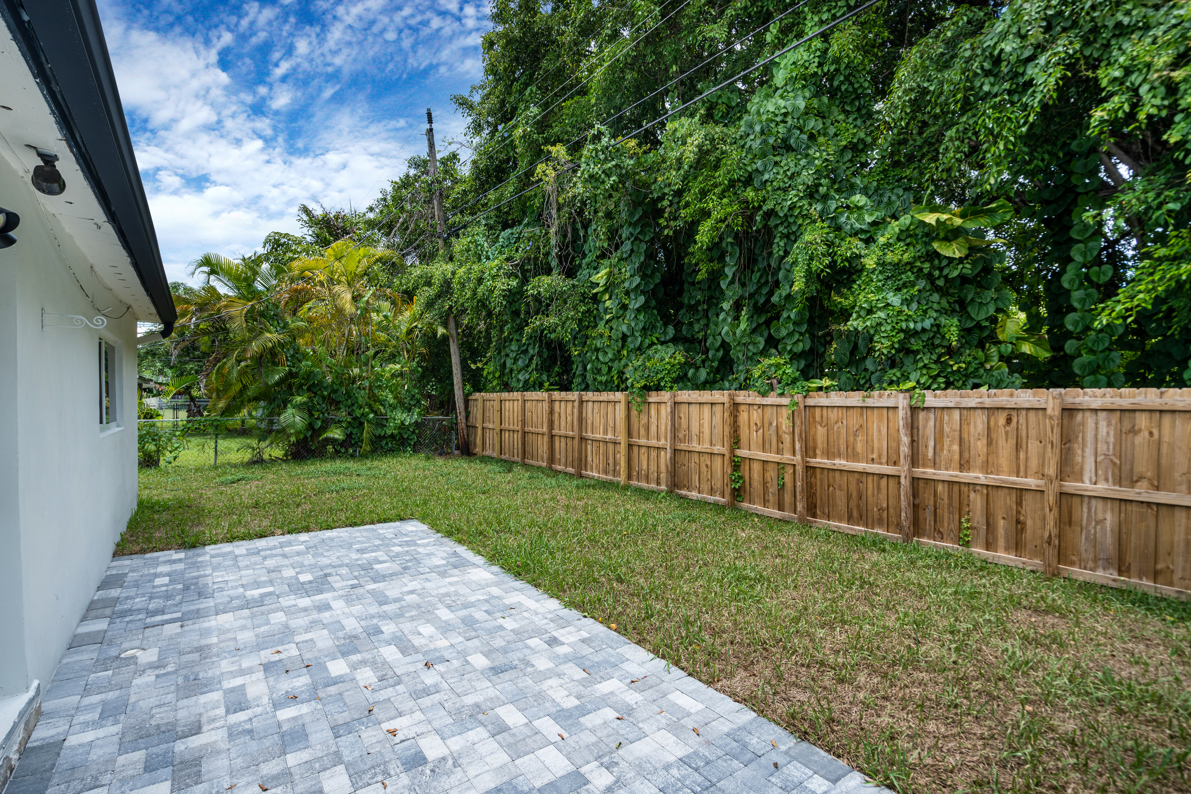 11511 Southwest 81st Road Miami, FL 33156 - Photo 31 of 34