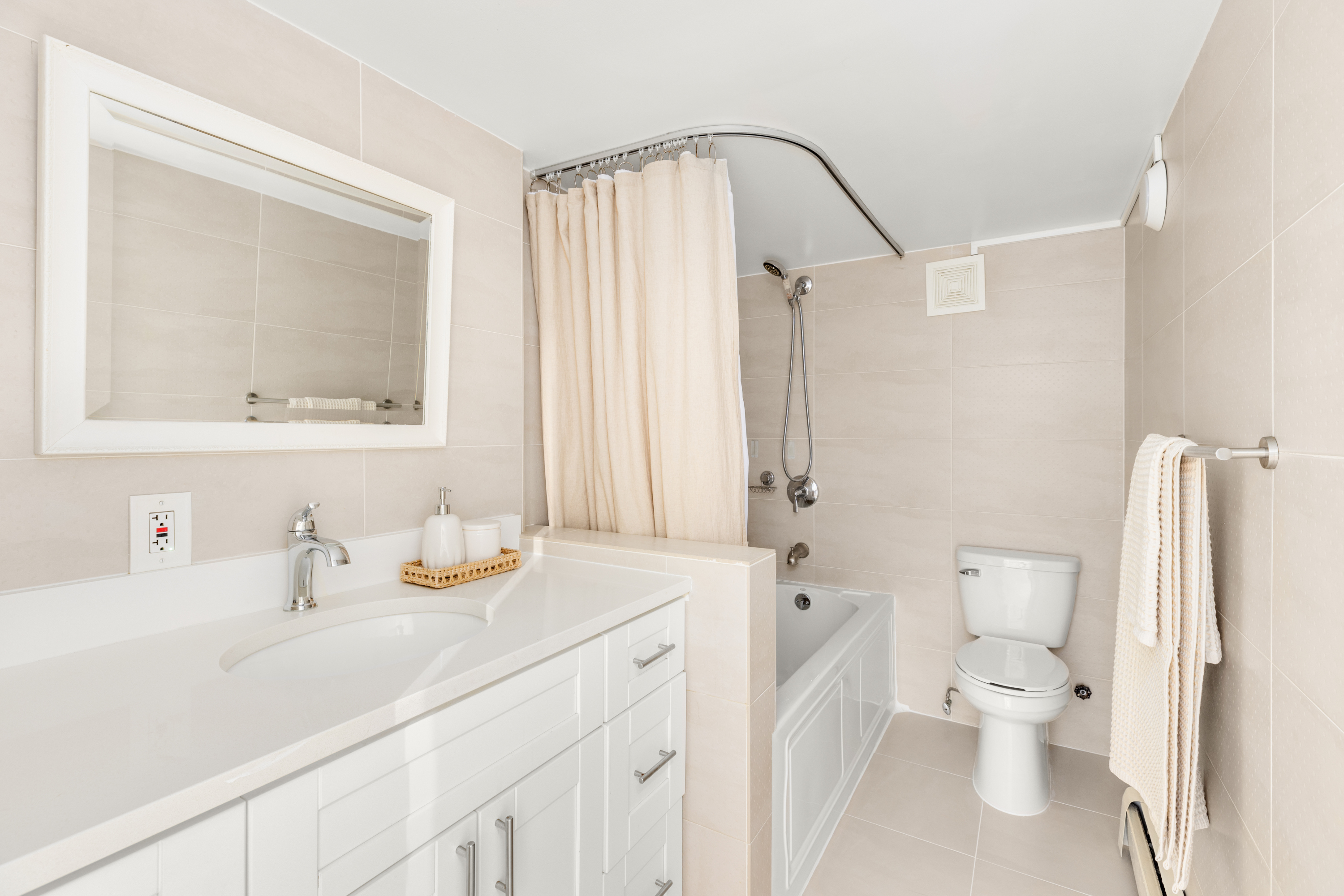 309 East 108th Street, Unit 2D Manhattan, NY 10029 - Photo 11 of 12