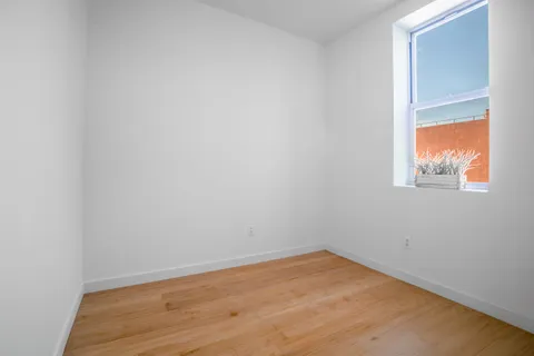 $685,000 | 479 West 152nd Street, Unit 4C | Hamilton Heights