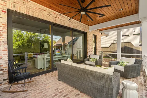 $2,300,000 | 3758 Drummond Street, Houston, TX 77025