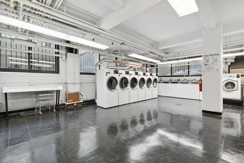 $705,000 | 235 East 73rd Street, Unit 1D | Lenox Hill