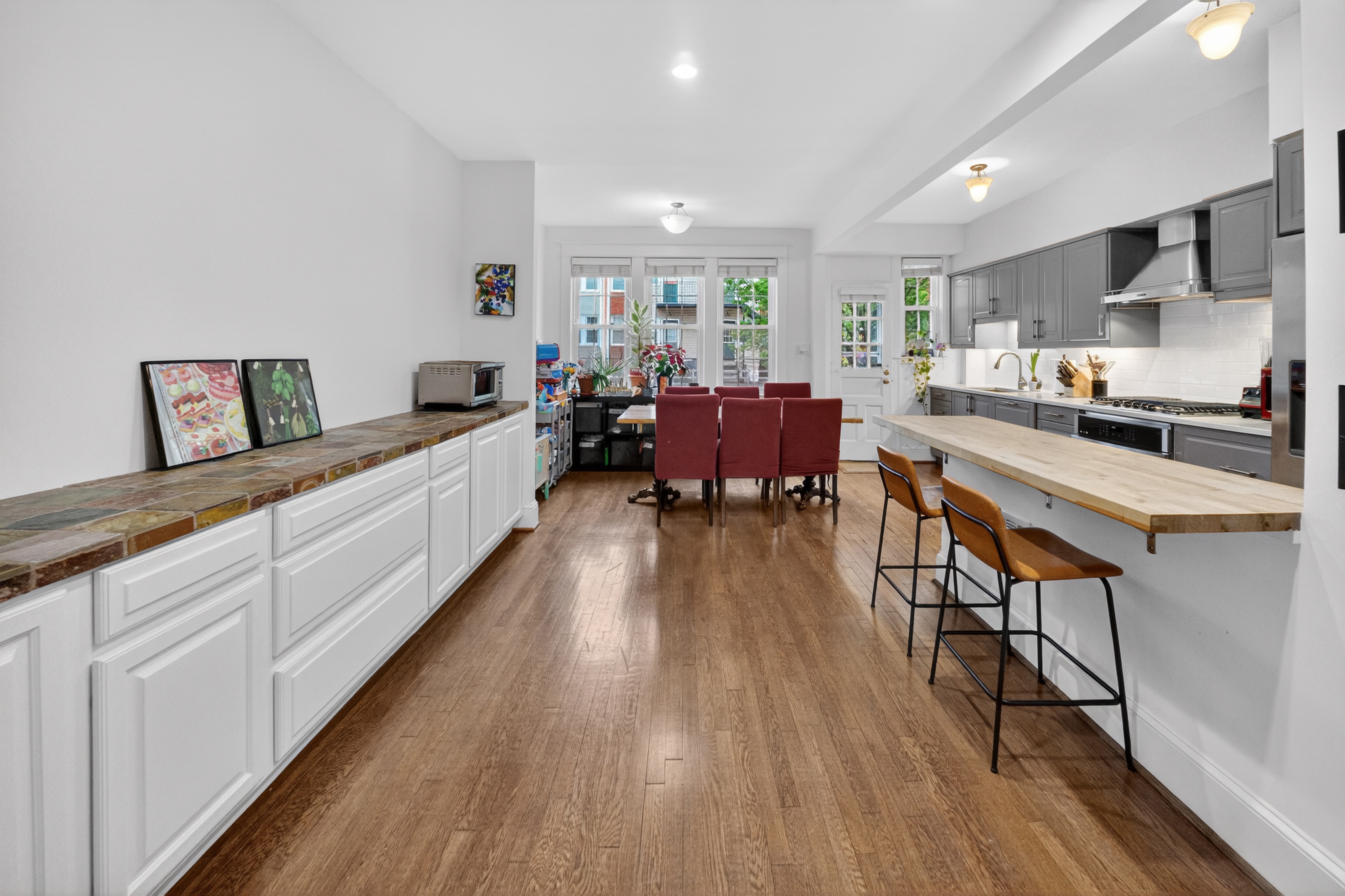 2226 39th Place Northwest Washington, DC 20007 - Photo 7 of 29