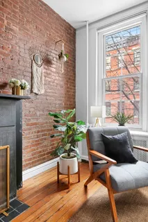 $799,000 | 98 Luquer Street, Unit 2R | Carroll Gardens