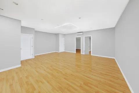 $3,100,000 | 354 Grand Street | Williamsburg