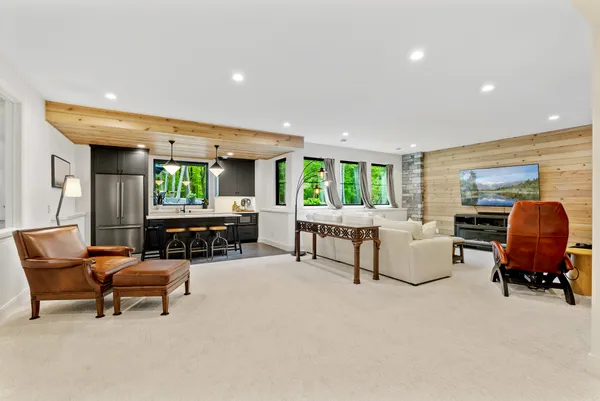 $2,000,000 | 6407 Archer Lane North, Maple Grove, MN 55311