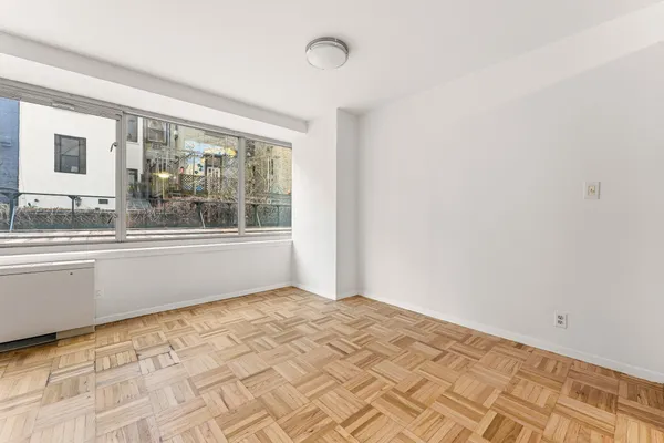 $850,000 | 315 West 70th Street, Unit 2D | Upper West Side