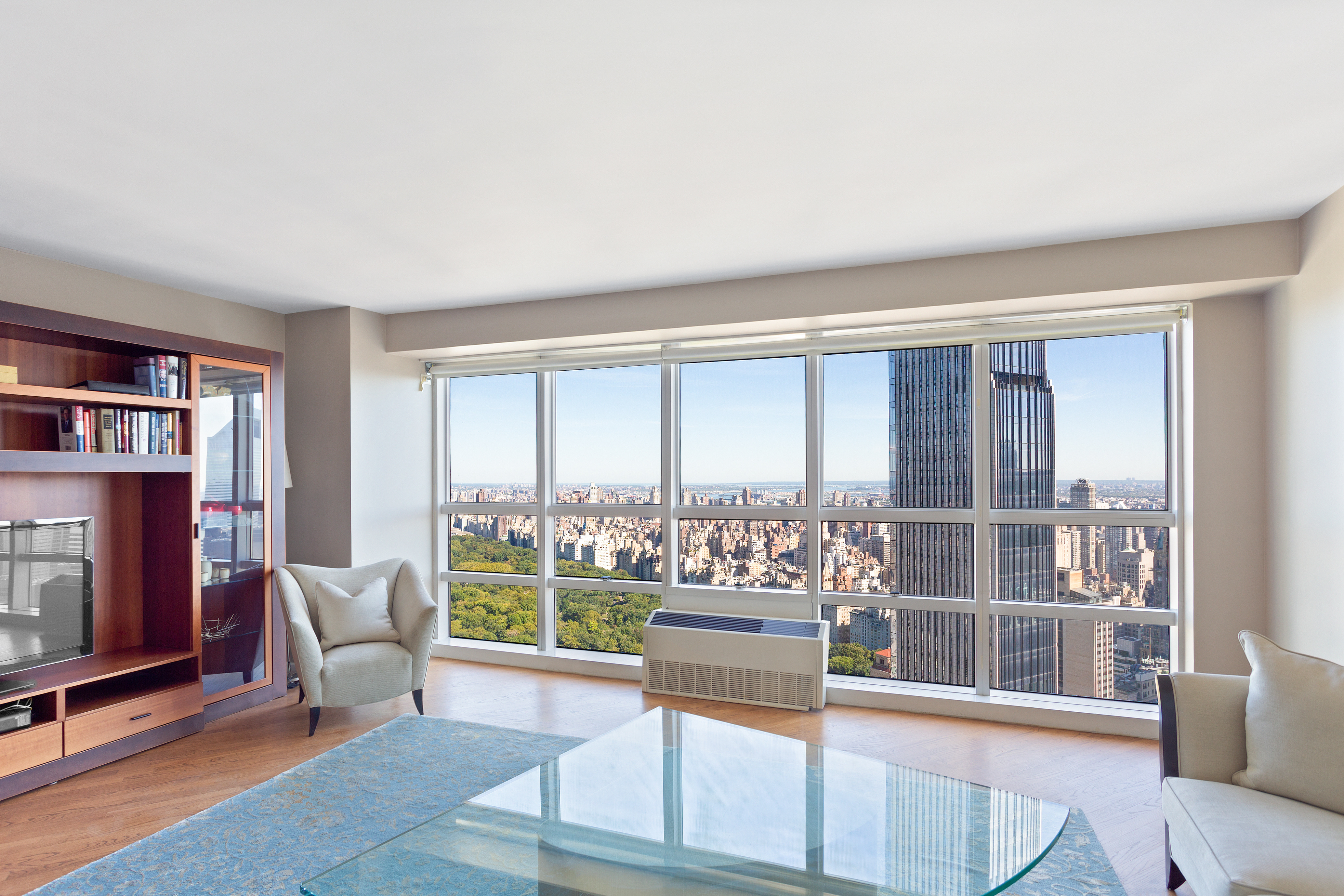 146 West 57th Street, Unit 67B Manhattan, NY 10019 - Photo 1 of 10