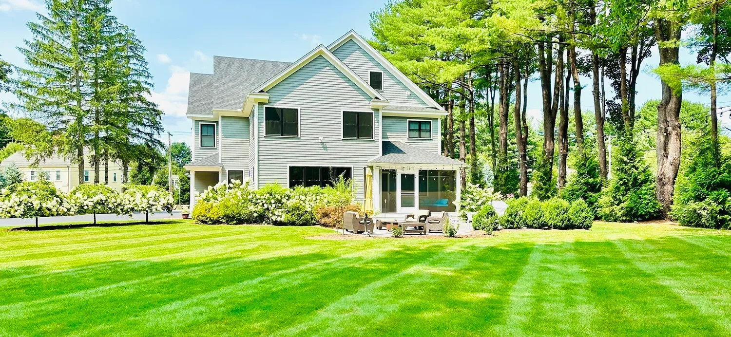 Contact Agent | 186 Concord Road, Bedford, MA 01730