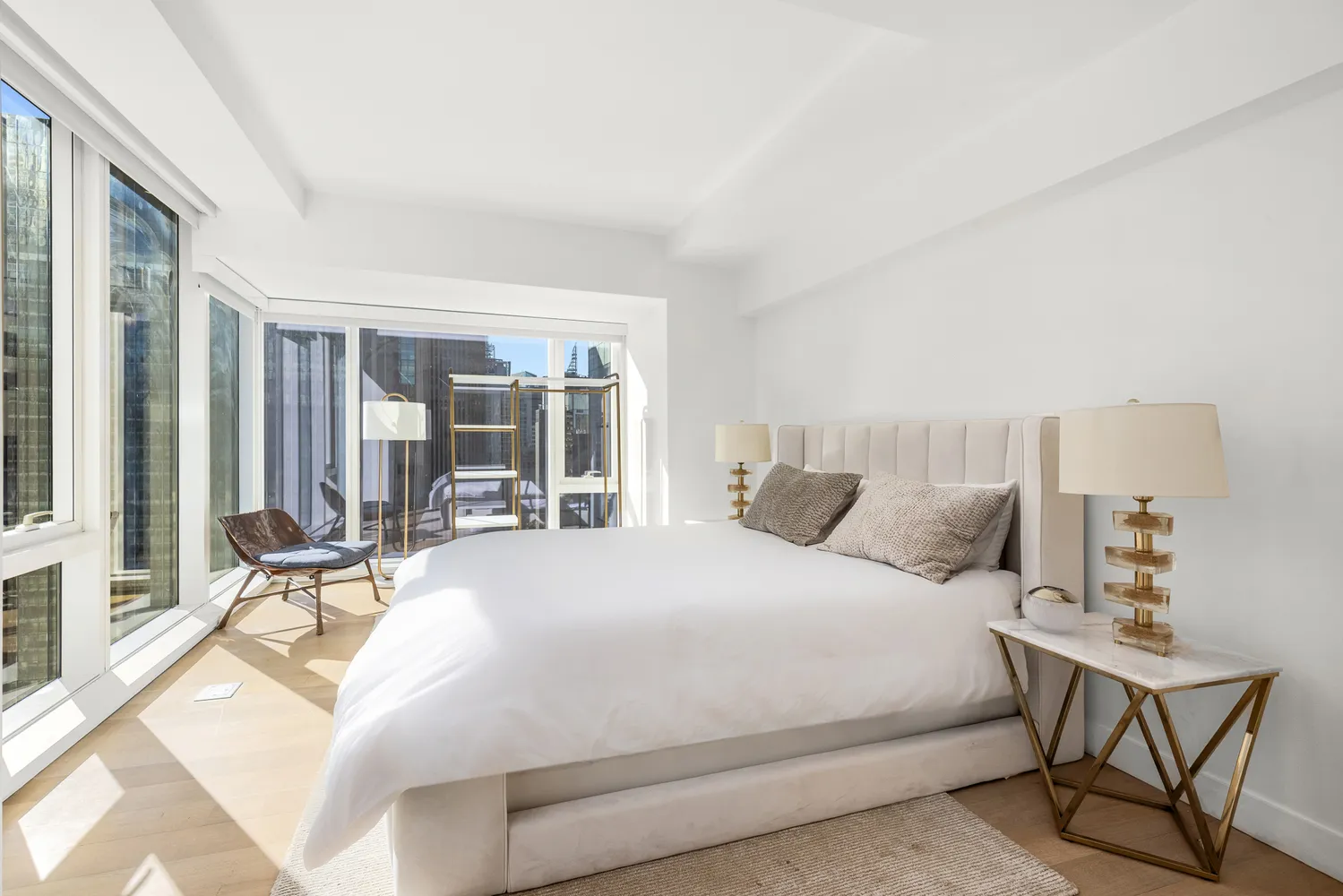 $5,995,000 | 135 West 52nd Street, Unit 40A | Theater District