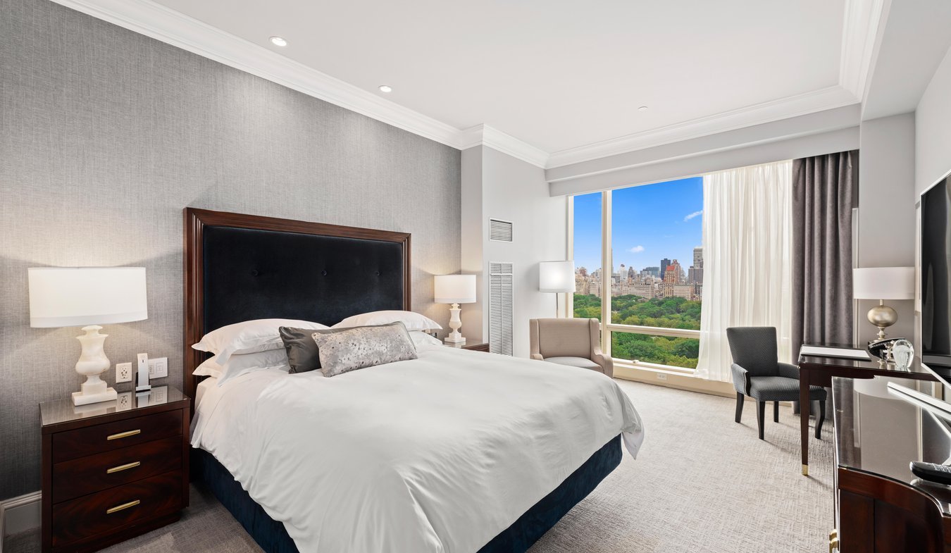 1 Central Park West, Unit 404 Manhattan, NY 10023 - Photo 1 of 10
