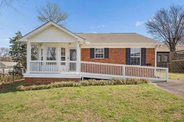 $619,000 | Abbott Martin Road, Nashville, TN 37215