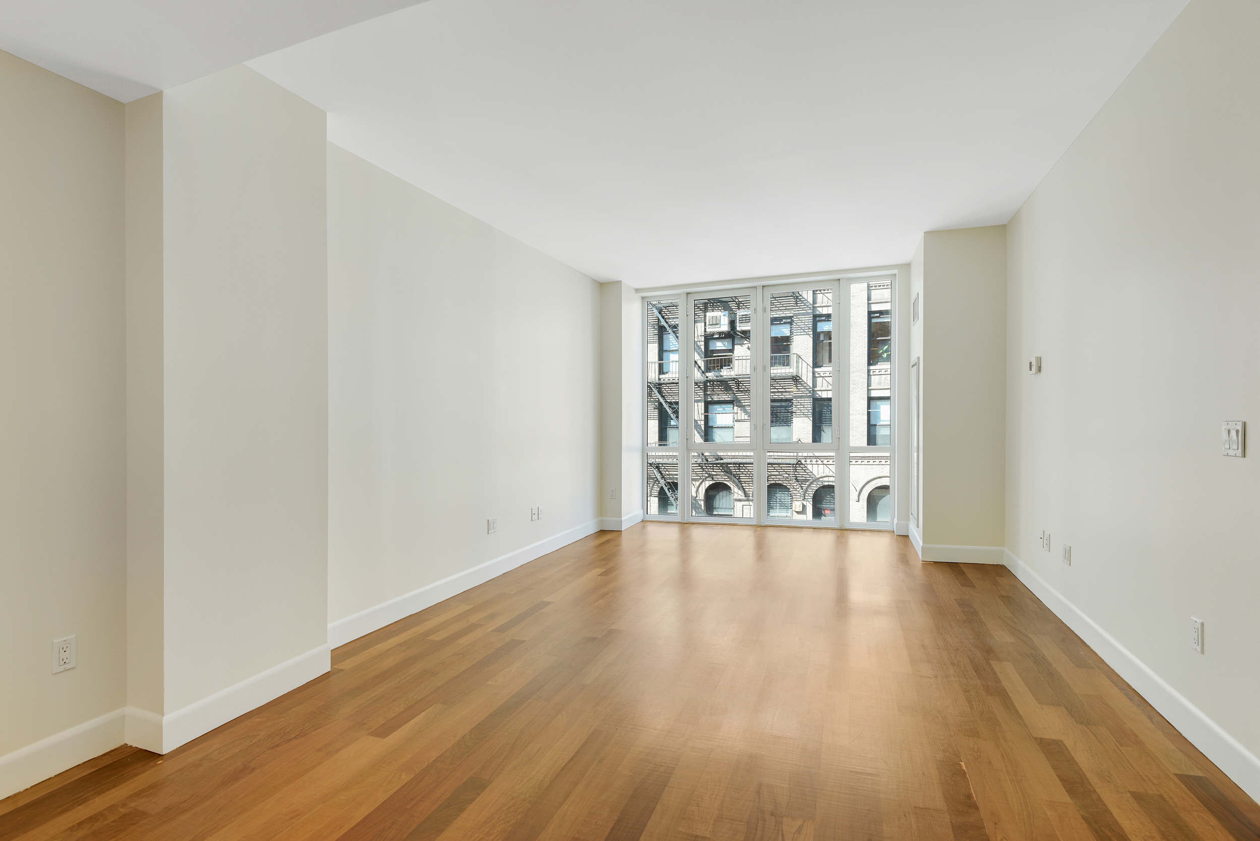 130 West 20th Street, Unit 4B Manhattan, NY 10011 - Photo 5 of 12