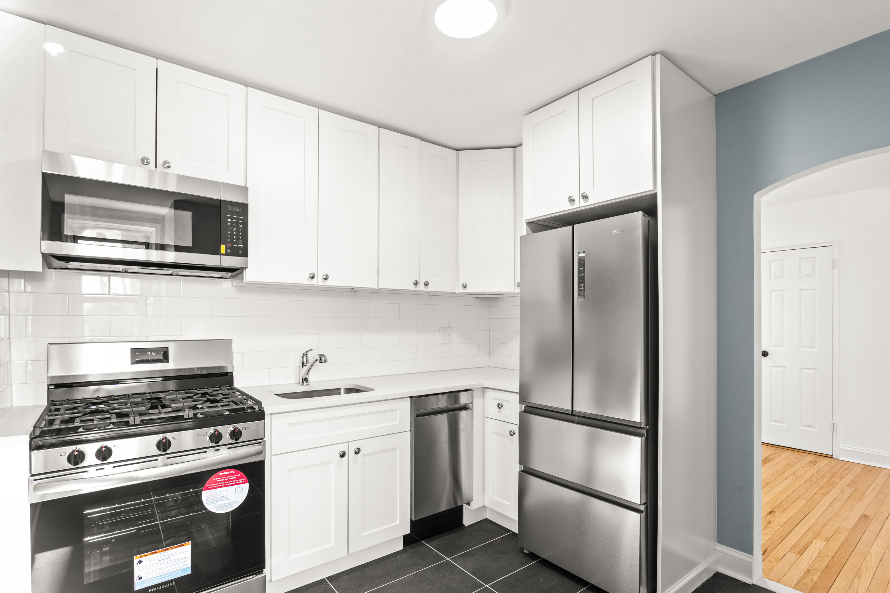 5610 Netherland Avenue, Unit 4B Bronx, NY 10471 - Photo 4 of 16