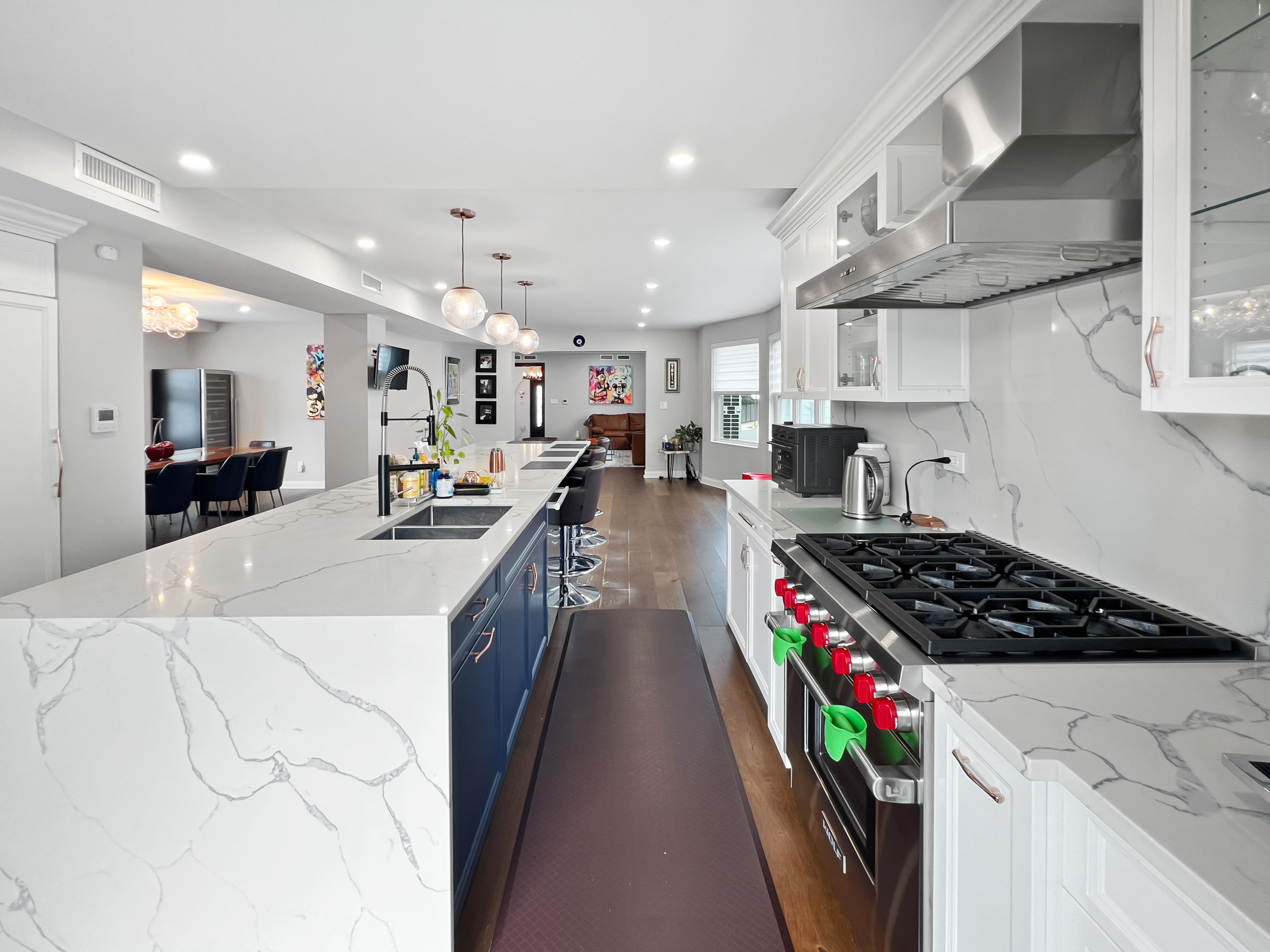 5021 Surf Avenue Brooklyn, NY 11224 - Photo 4 of 32 a kitchen with lots of counter top space