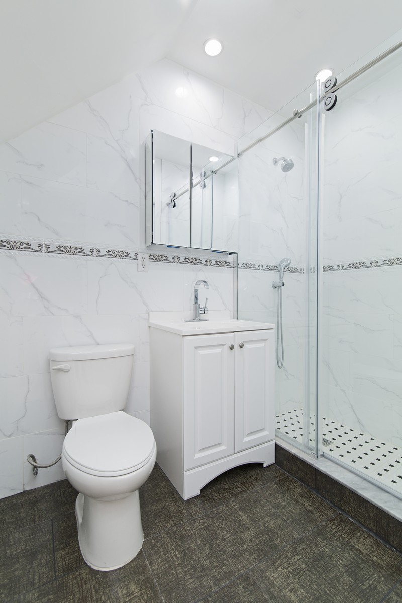 14-36 30th Road, Unit 1 Queens, NY 11102 - Photo 6 of 7