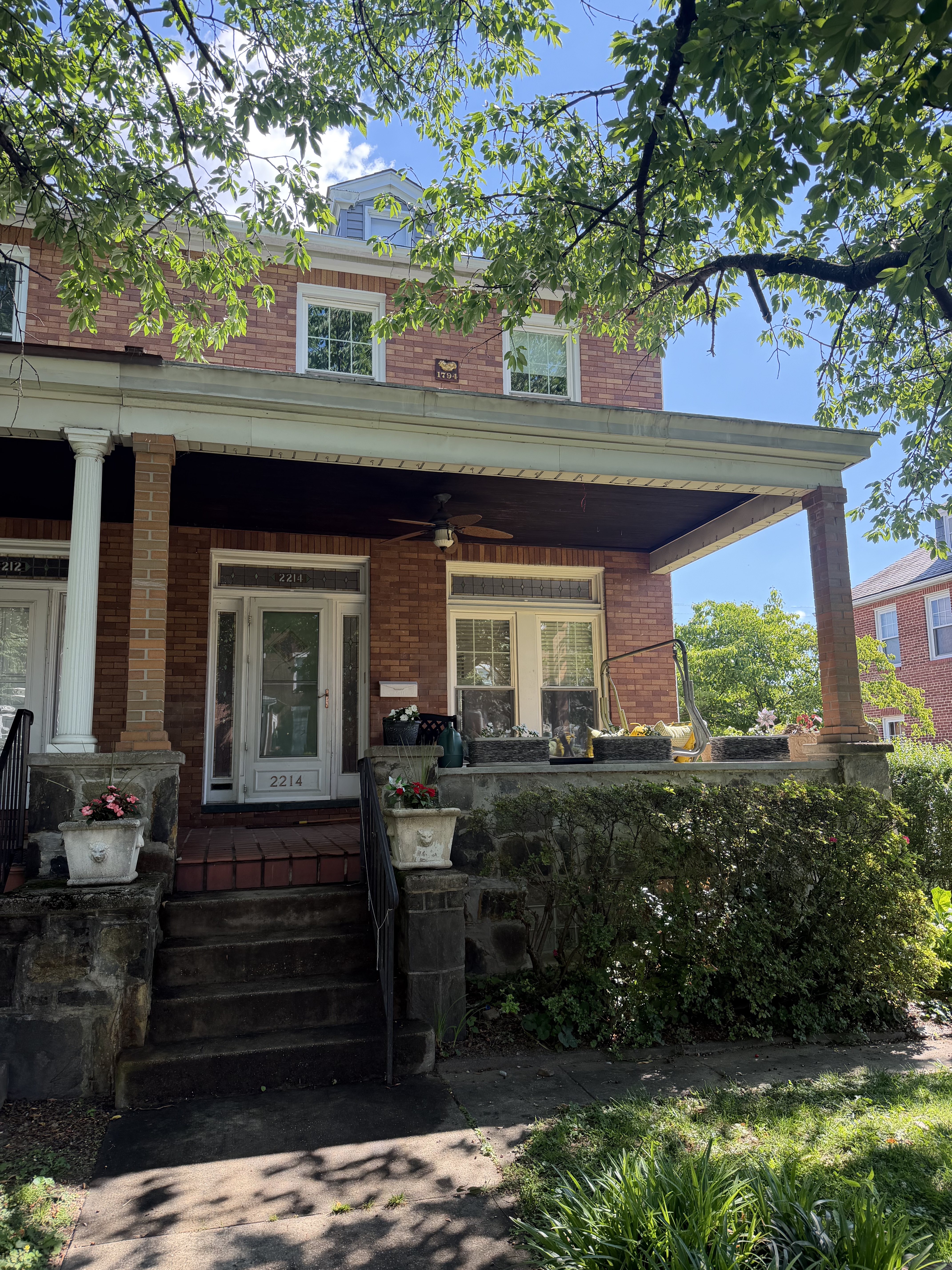 2214 Pelham Avenue Baltimore, MD 21213 - Photo 2 of 8