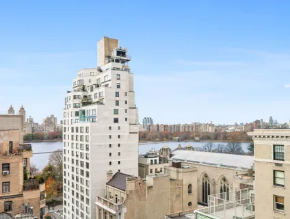 a picture of city view