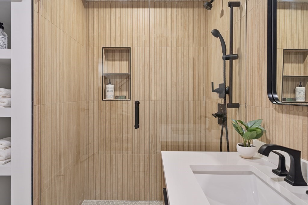 118 Spring Street, Unit 1 Cambridge, MA 02141 - Photo 30 of 47