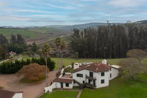 $2,375,000 | 3336 Bloomfield Road, Sebastopol, CA 95472