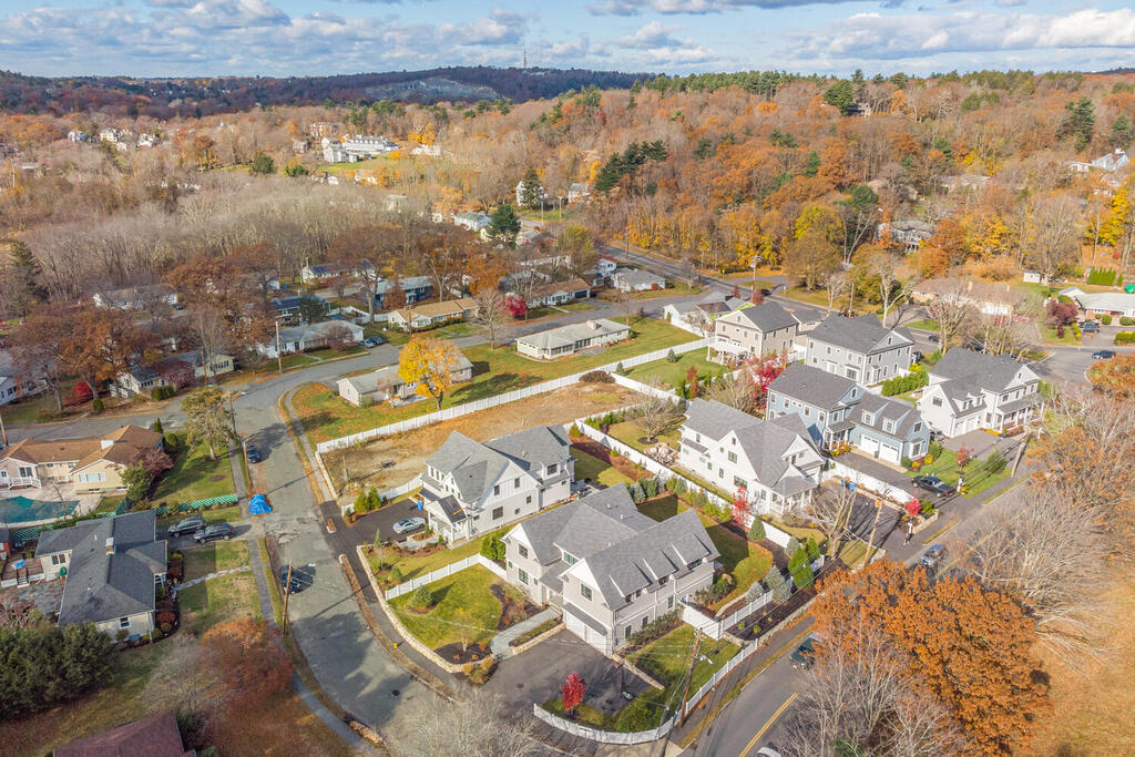 64 Valley View Road Waltham, MA 02452 - Photo 45 of 49