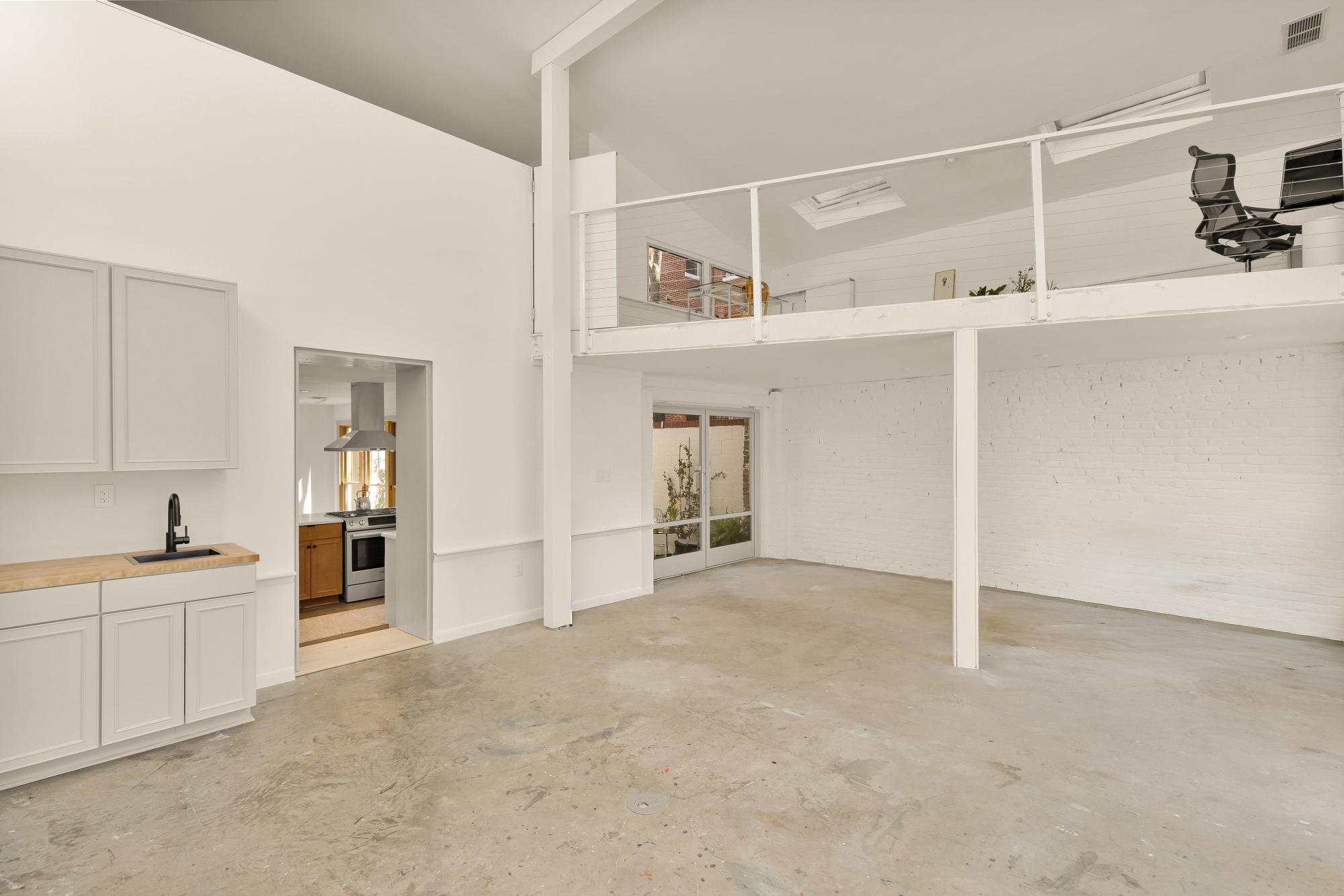 20 9th Street Northeast Washington, DC 20002 - Photo 8 of 18