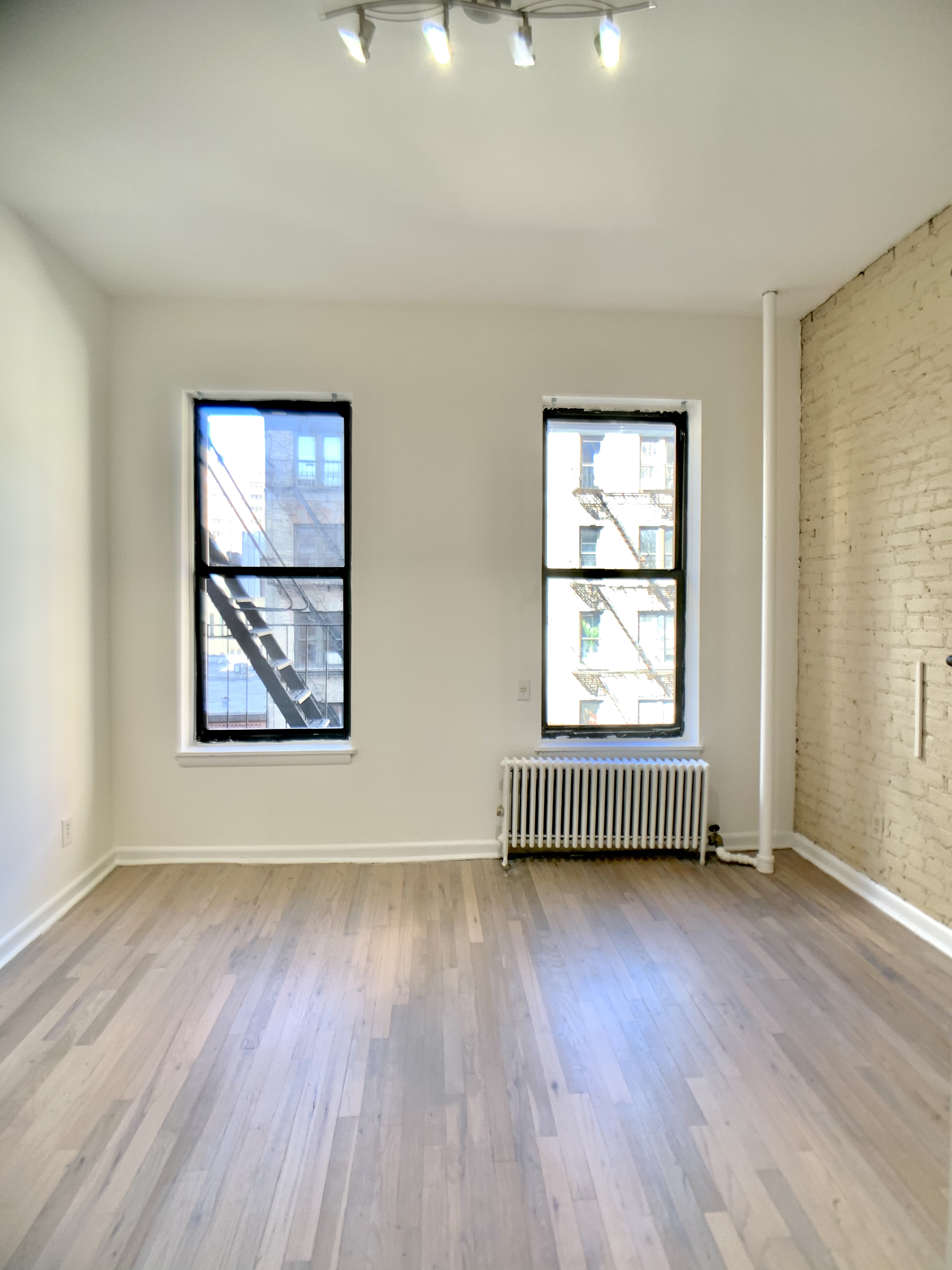 328 East 94th Street, Unit 3C Manhattan, NY 10128 - Photo 7 of 13