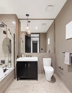 $2,185,000 | 425 West 50th Street, Unit 15G | Hell's Kitchen