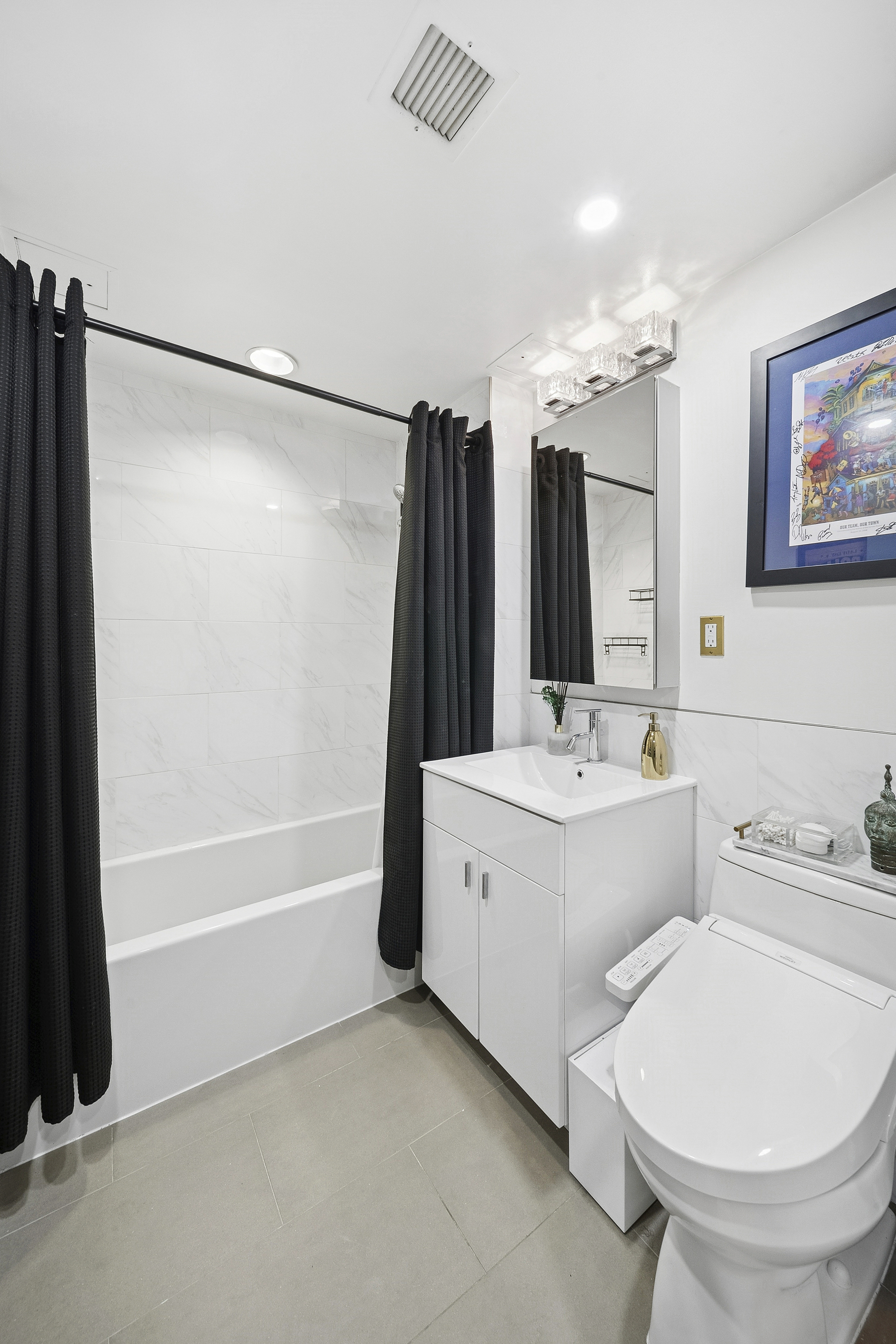 171 West 131st Street, Unit 303 Manhattan, NY 10027 - Photo 5 of 12 Gallery Image 5