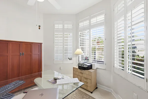 $1,695,000 | 4870 West Boulevard, Naples, FL 34103