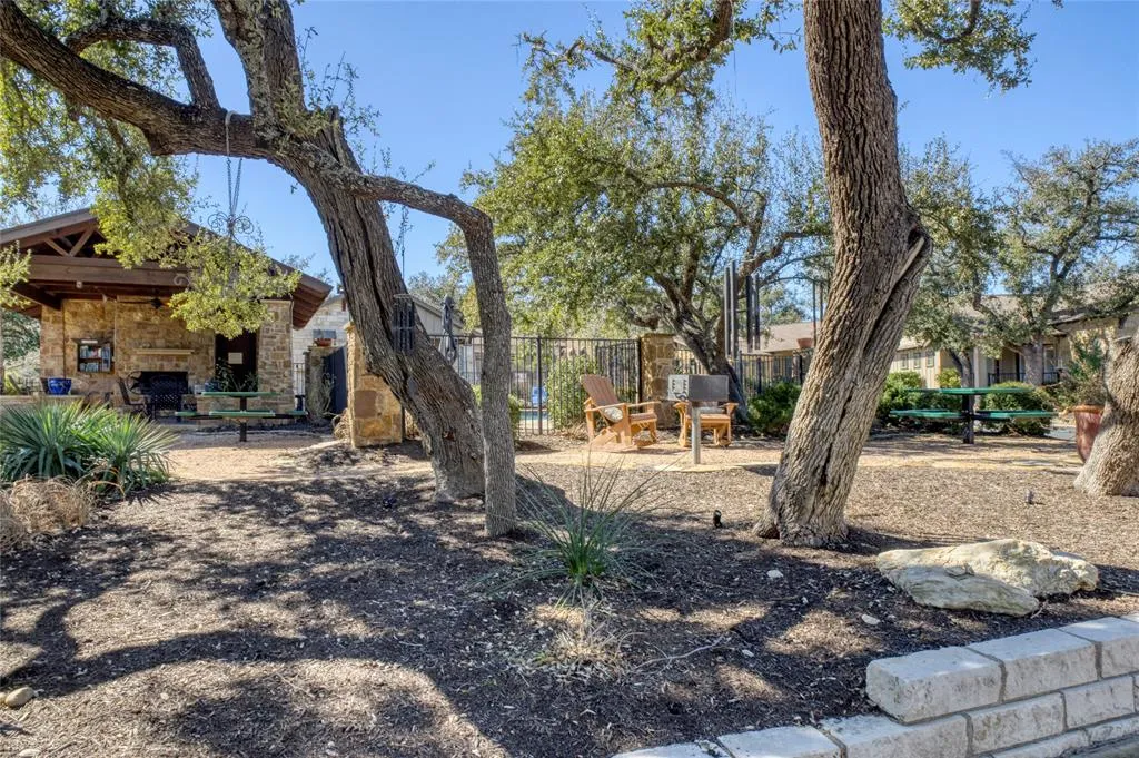 $469,900 | 14501 Falcon Head Boulevard, Unit 30, Austin, TX 78738