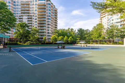 $5,200,000 | 5630 Wisconsin Avenue, Unit 805, Chevy Chase, MD 20815