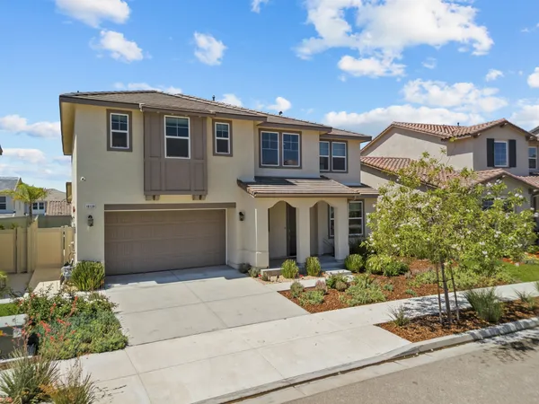 $1,150,000 | 18138 Tableau Way, Canyon Country, CA 91350