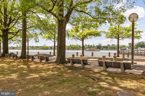 $389,900 | 510 N Street Southwest, Unit N422, Washington, DC 20024