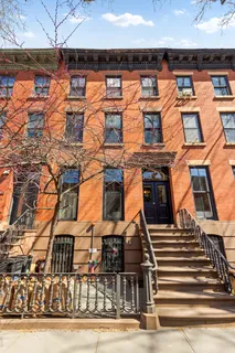 $1,650,000 | 143 Bergen Street, Unit 301 | Boerum Hill