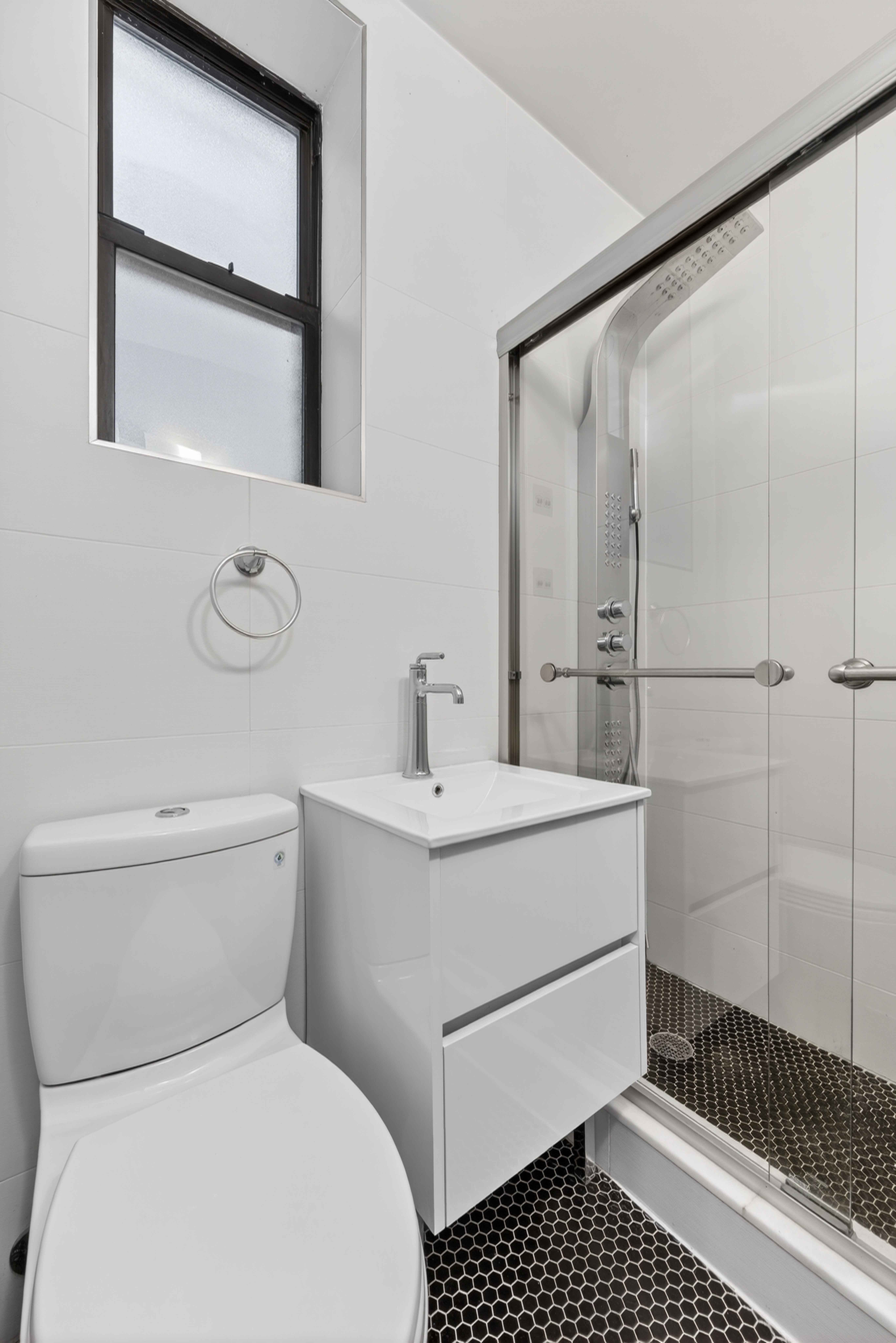 152 Thompson Street, Unit 4A Manhattan, NY 10012 - Photo 10 of 13