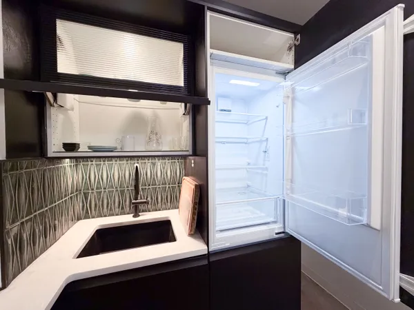 $3,995 | 206 East 7th Street, Unit G | East Village