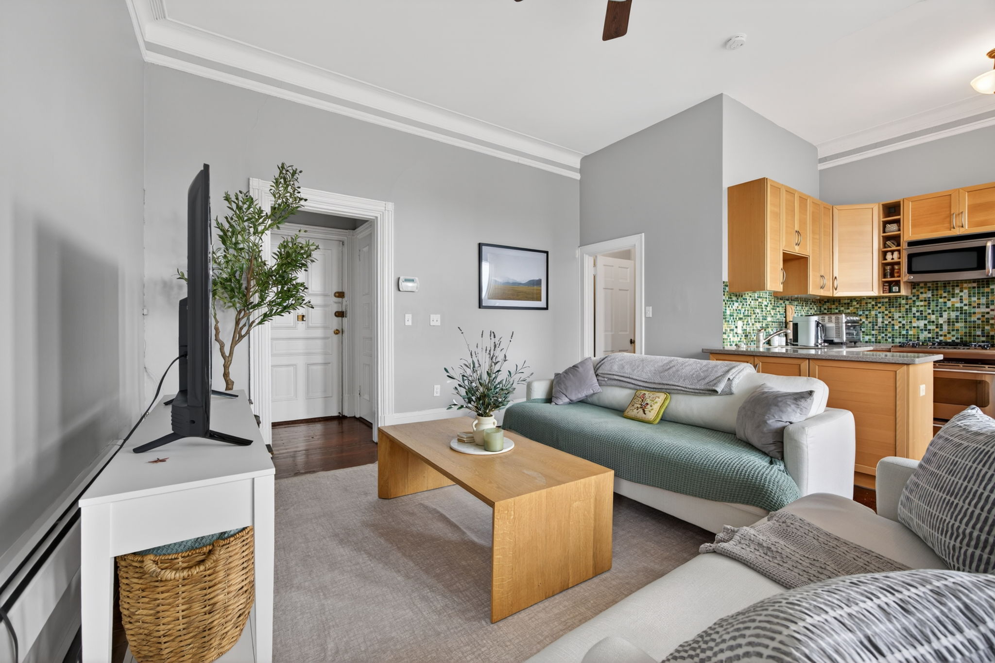 261 Commonwealth Avenue, Unit 8 Boston, MA 02116 - Photo 6 of 24