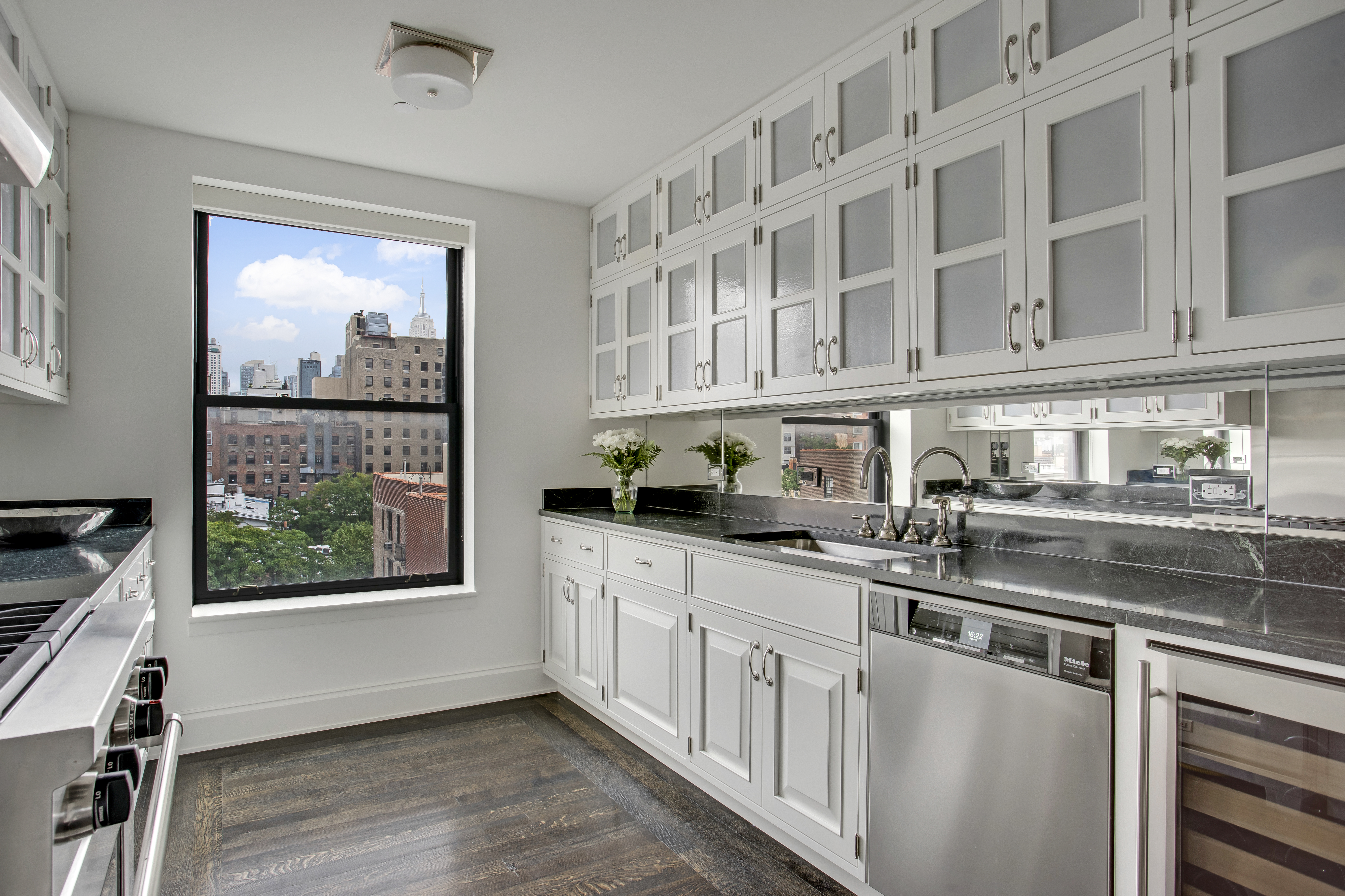 150 West 12th Street, Unit 7E Manhattan, NY 10011 - Photo 4 of 20