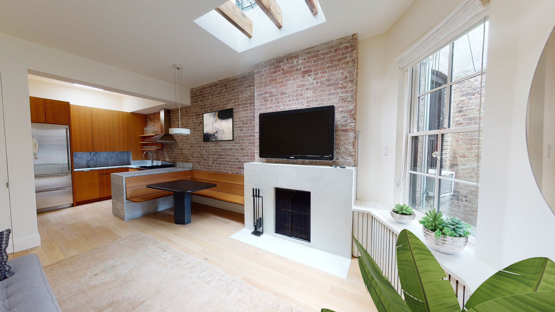 281 West 11th Street, Unit 5A Manhattan, NY 10014 - Photo 2 of 12