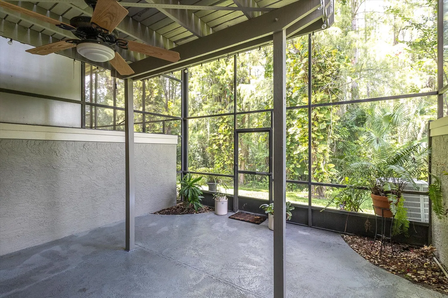 $325,000 | 14086 Trouville Drive, Tampa, FL 33624