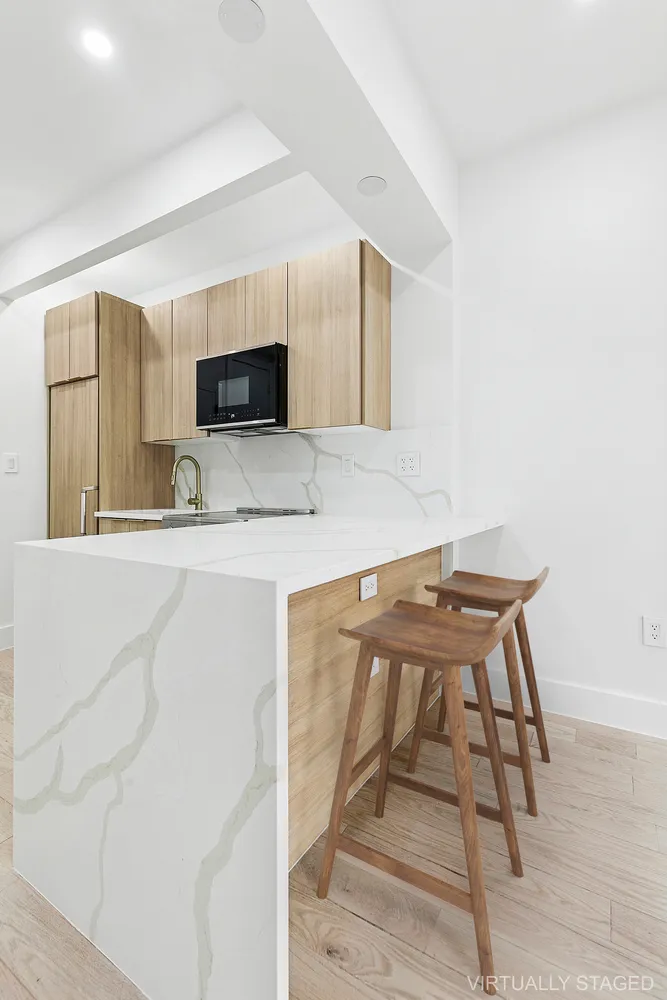 $3,662 | 472 Bergen Street, Unit 2R | Park Slope