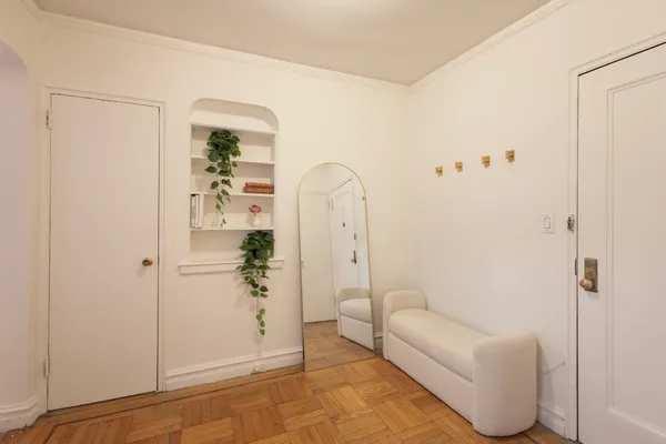 $375,000 | 303 East 37th Street, Unit 3A | Murray Hill