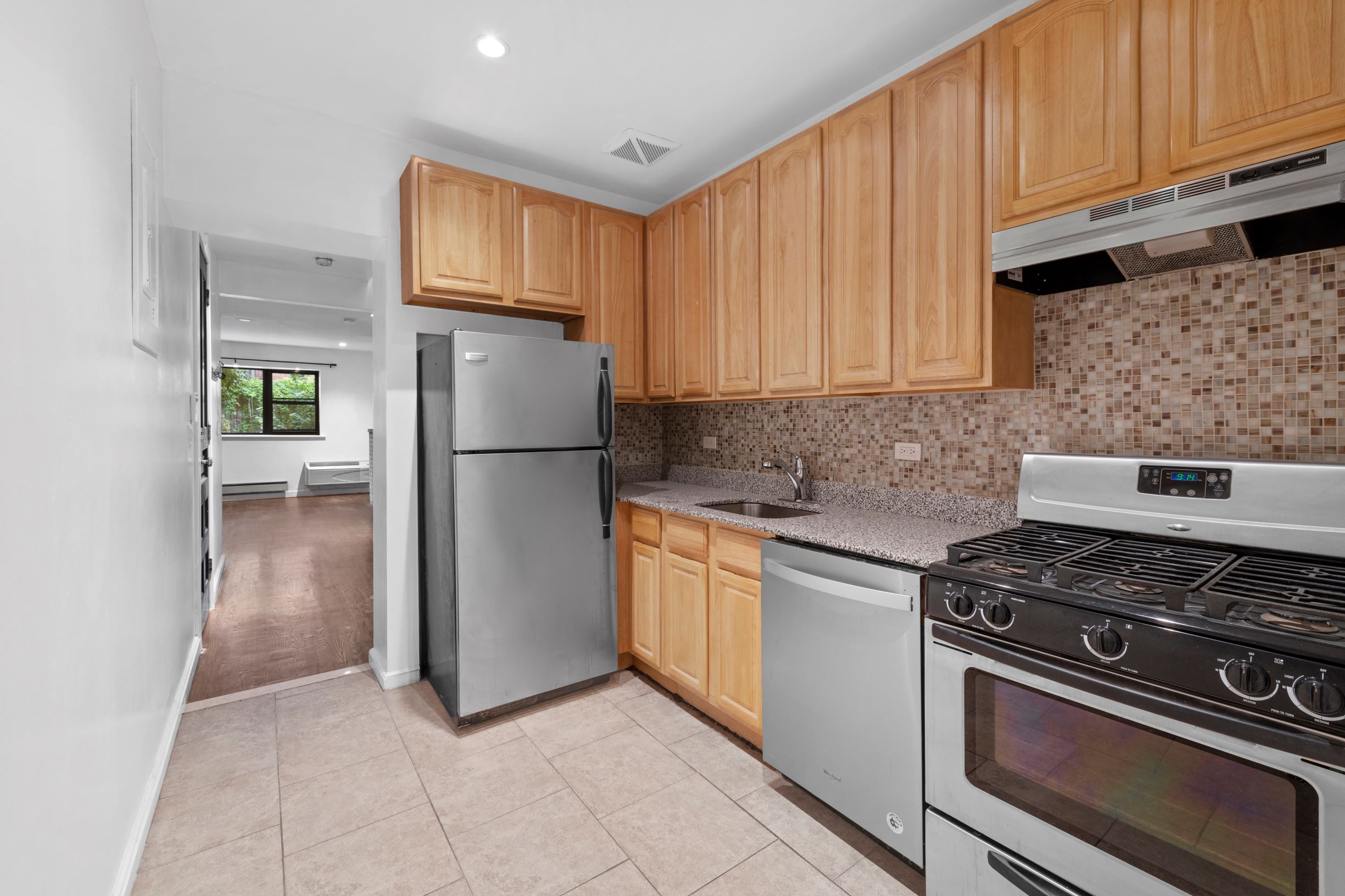 218 East 13th Street, Unit 2 Manhattan, NY 10003 - Photo 4 of 16