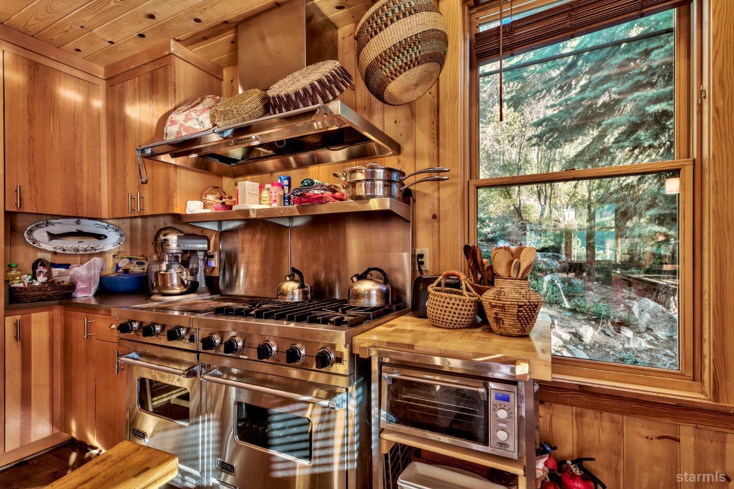 710 Fallen Leaf Road South Lake Tahoe, CA 96150 - Photo 23 of 40