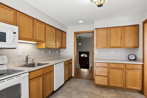 $500,000 | 319 Brentwood Avenue, Cherry Hill, NJ 08002