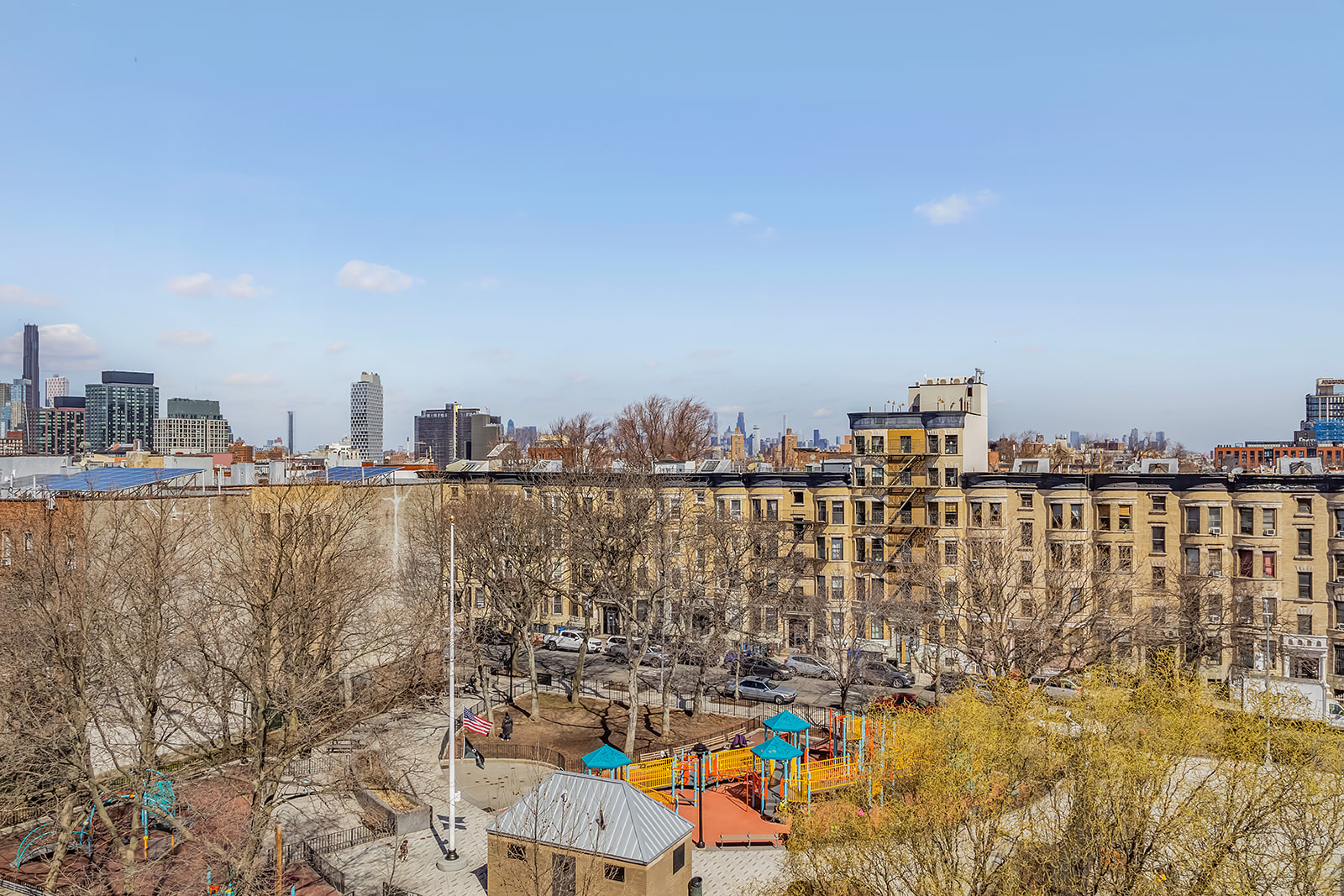 475 Sterling Place, Unit 5E Brooklyn, NY 11238 - Photo 4 of 13 a view of a city